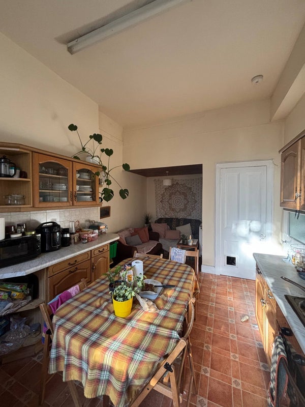 Room Polwarth Crescent in City of Edinburgh