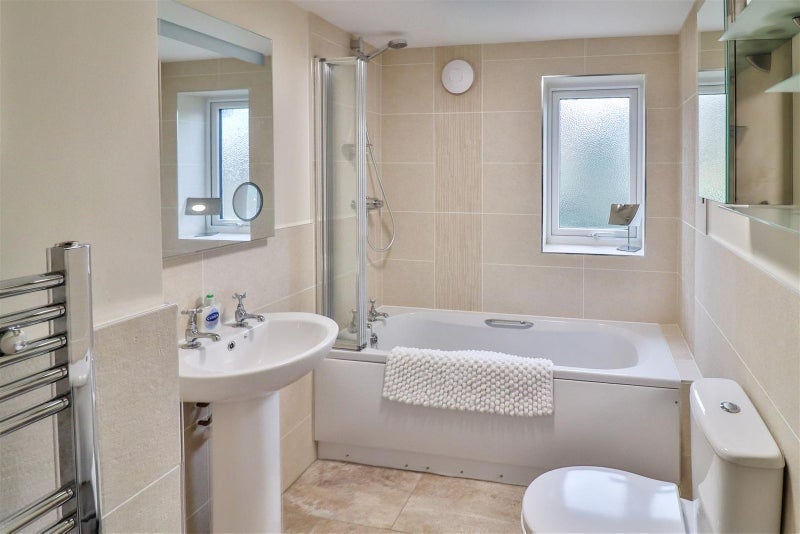 Room Benton Street in Babergh