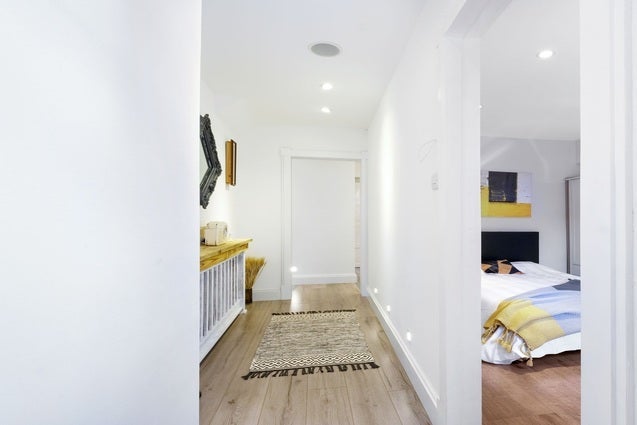 Flat Villiers Road in Slough