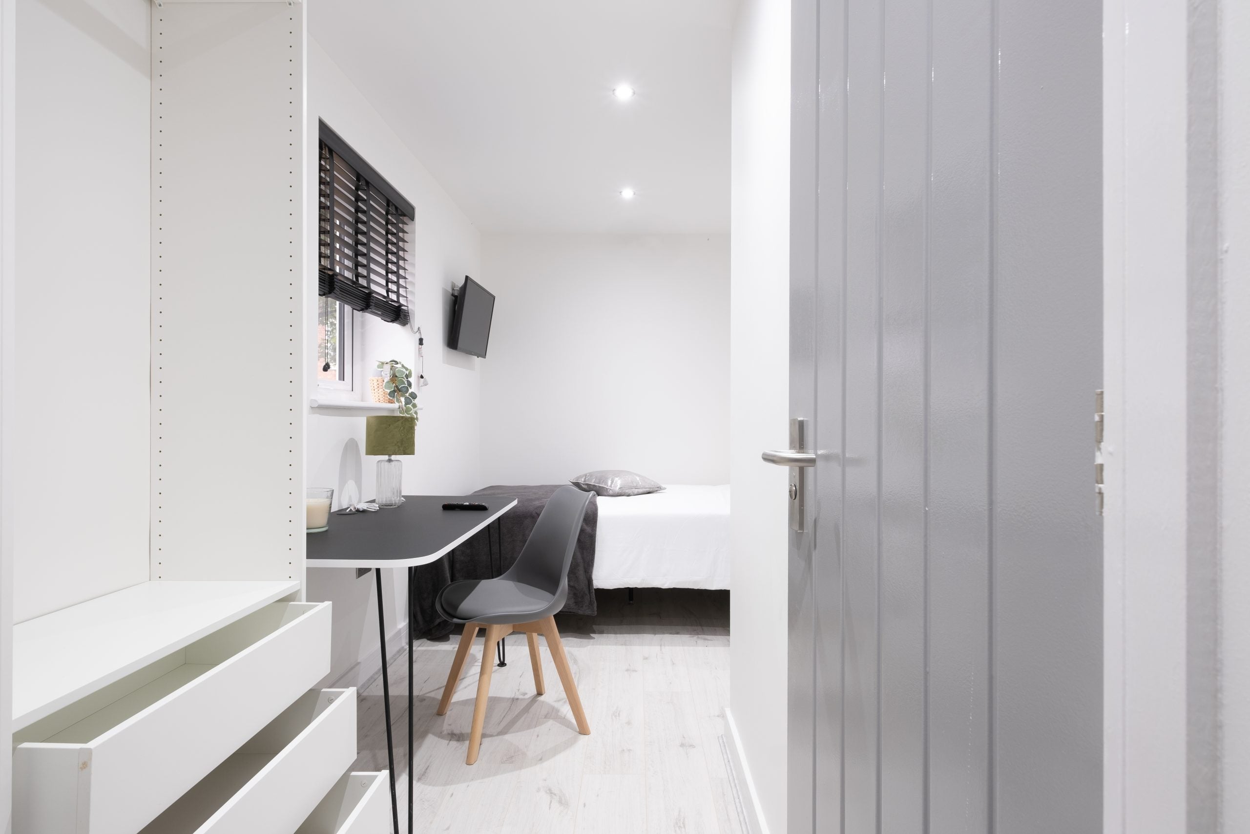 Room Pennell Street in Lincoln