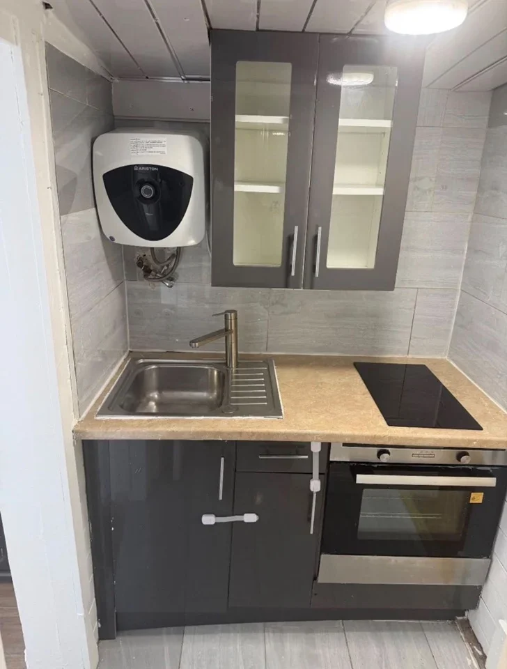 House Waterside Close in Greater London