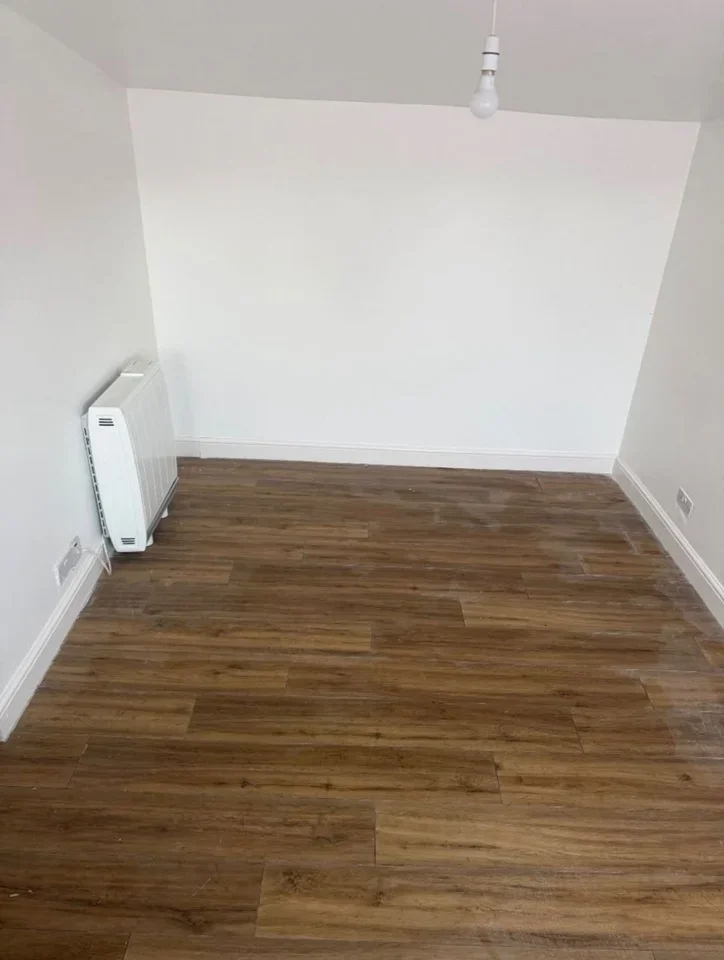 House Waterside Close in Greater London