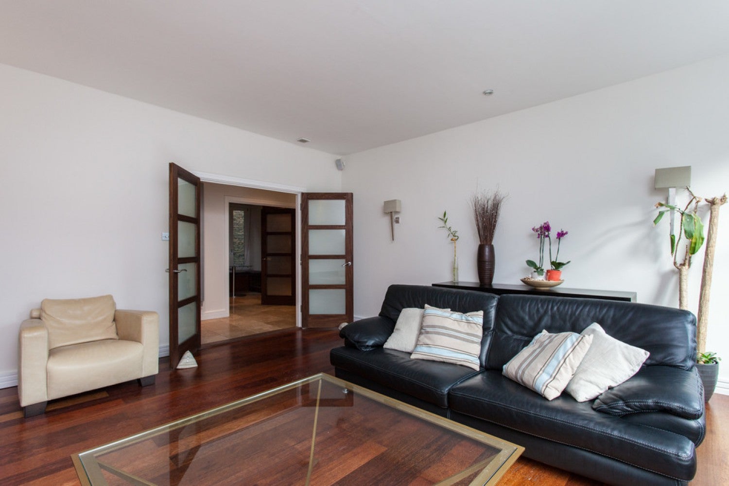 Flat Barnaby Place in Greater London