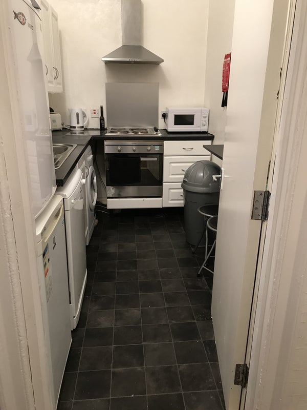 Room Clerk Street in City of Edinburgh