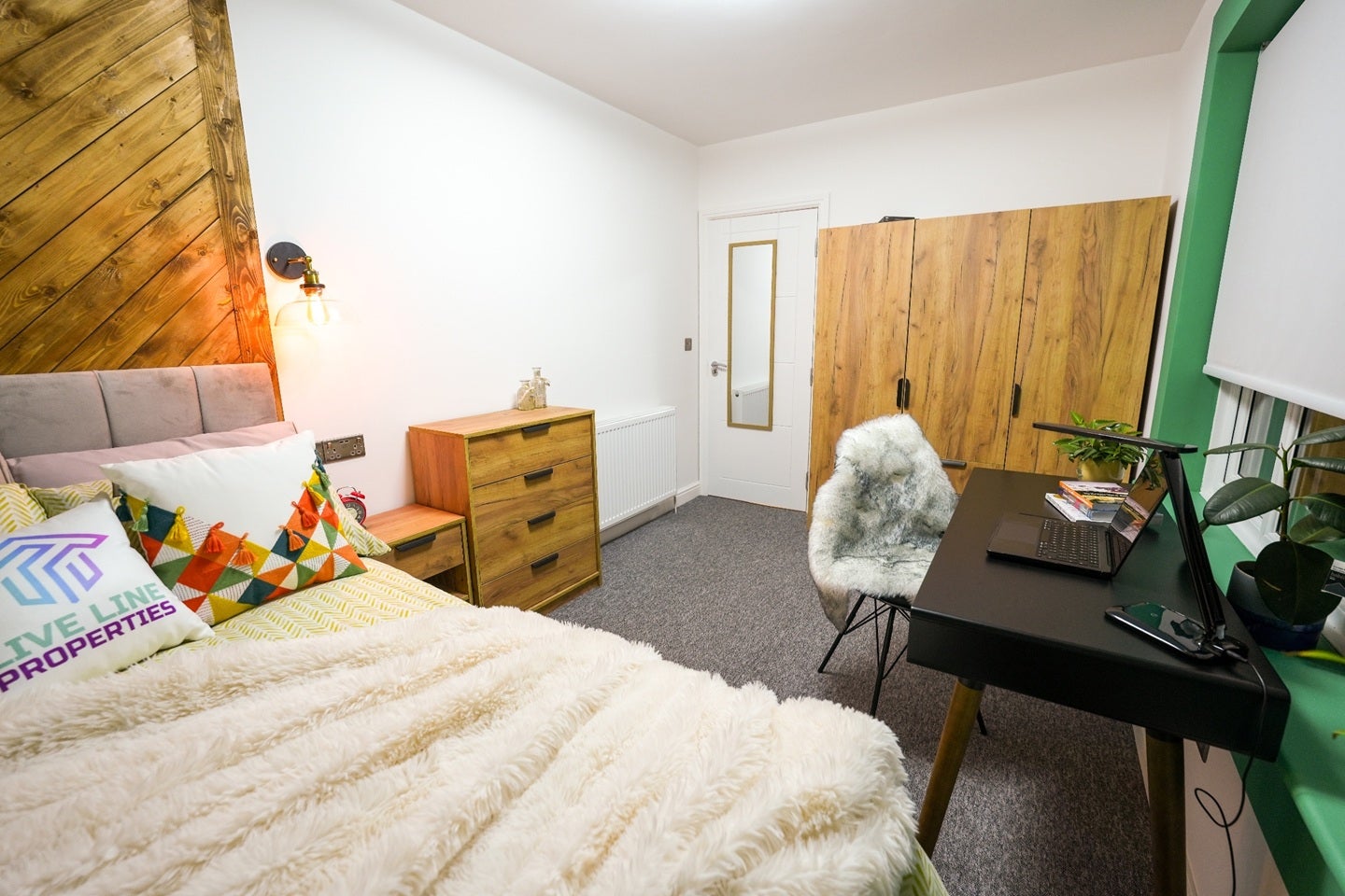 Room James Road in Bristol