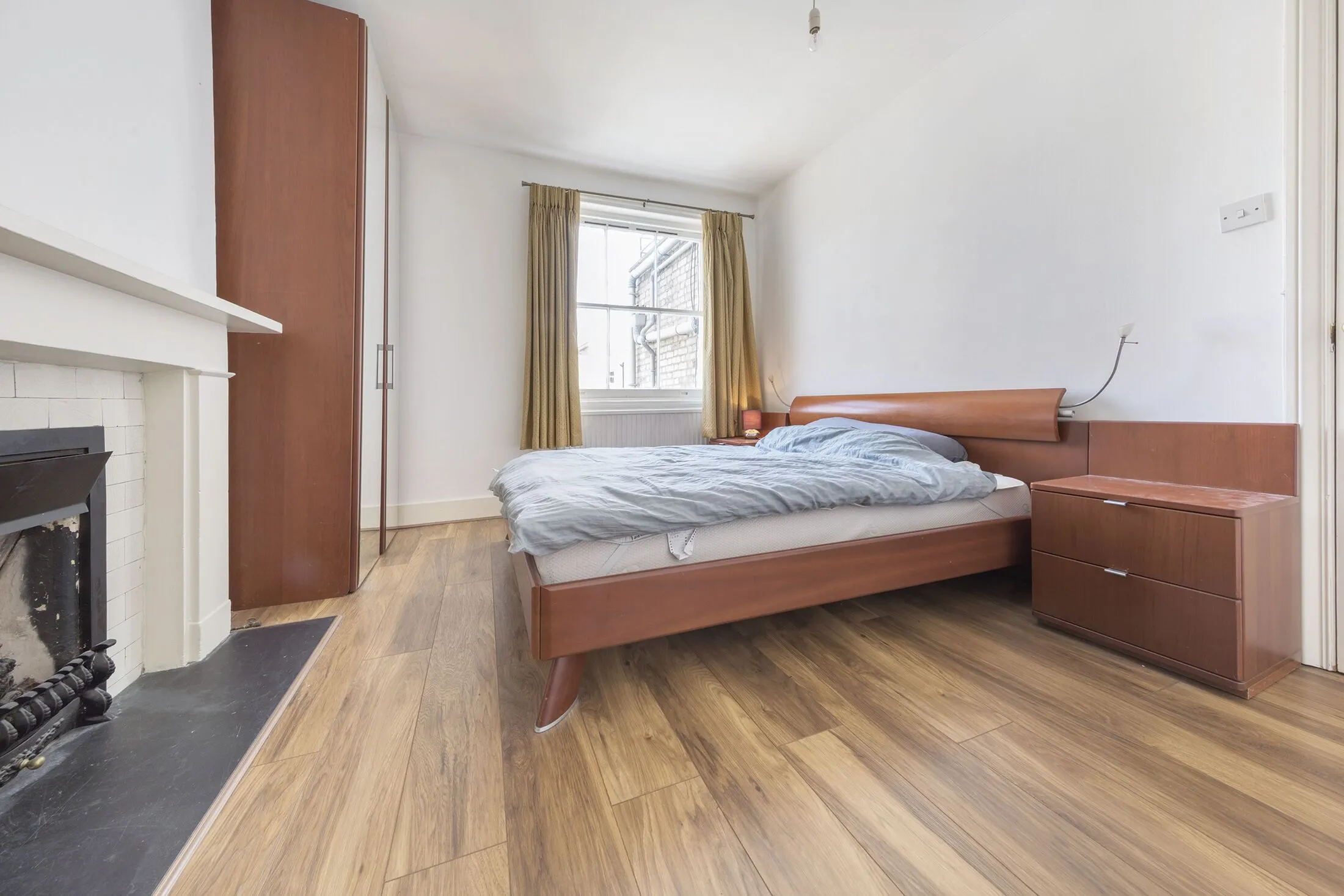 Flat Elvaston Place in Greater London