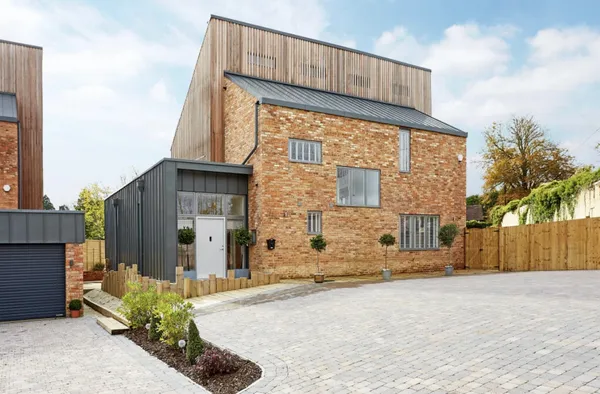 House Argos Hill Lane in Mayfield and Five Ashes