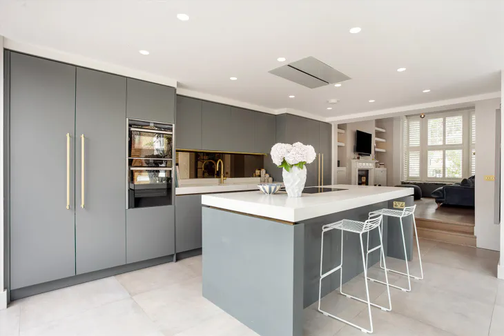 House Elms Crescent in Greater London