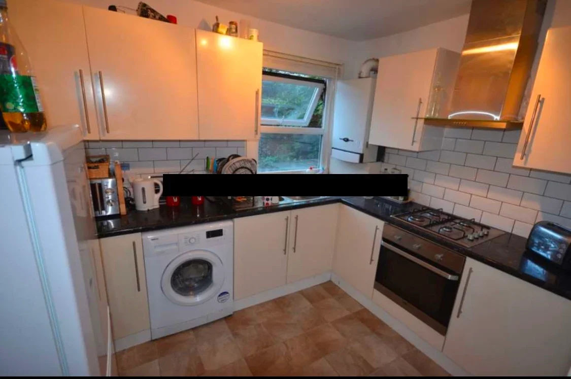 Flat Coldharbour Lane in Greater London