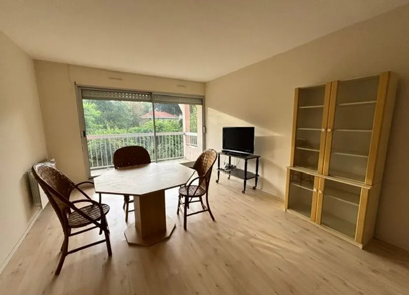 Flat Cours Desbiey in Arcachon