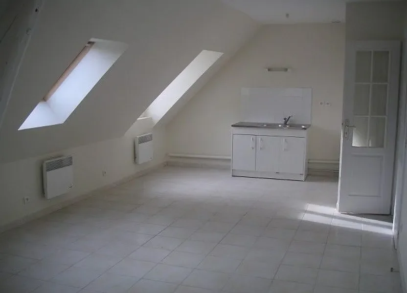 Appartement Rue du Docteur Moussaud à Cuise-la-Motte