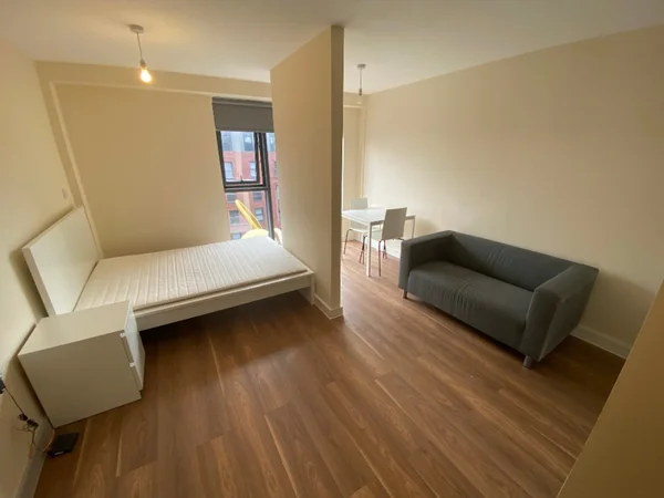 Flat Kent Street in Liverpool