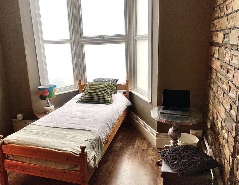 Room Raleigh Road in Bristol