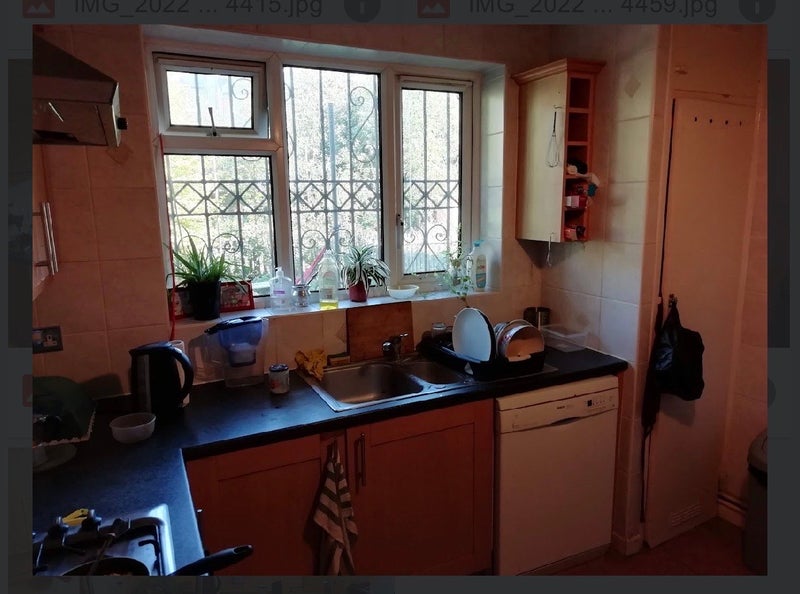 Room Cazenove Road in Greater London