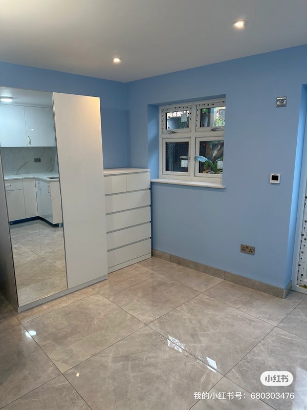 Room Rusper Road in Greater London