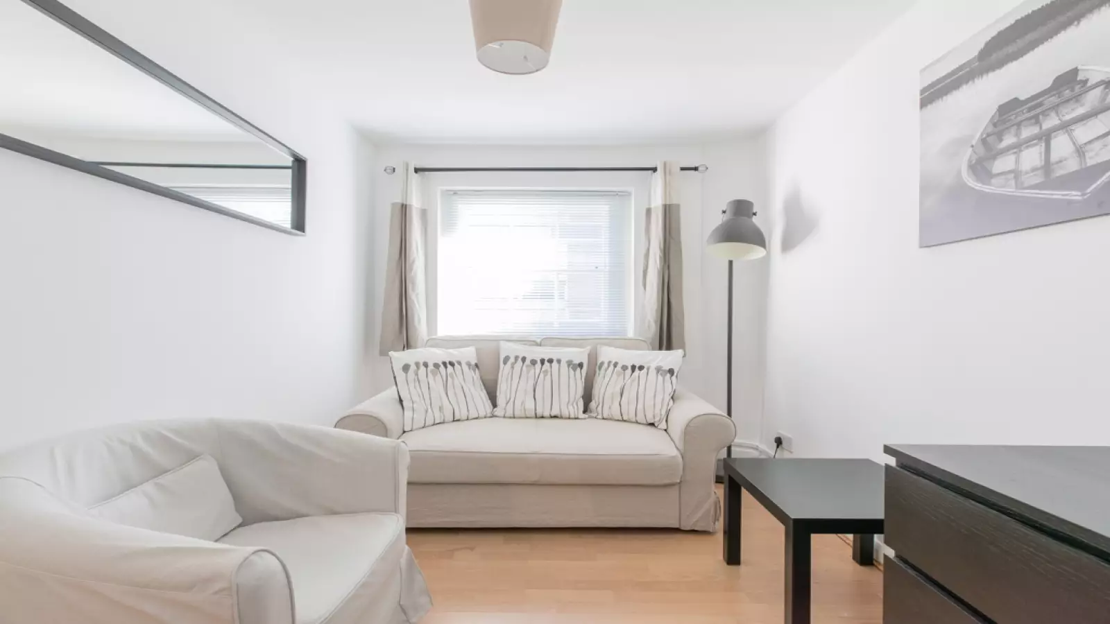 Flat Clipstone Street in City of Westminster