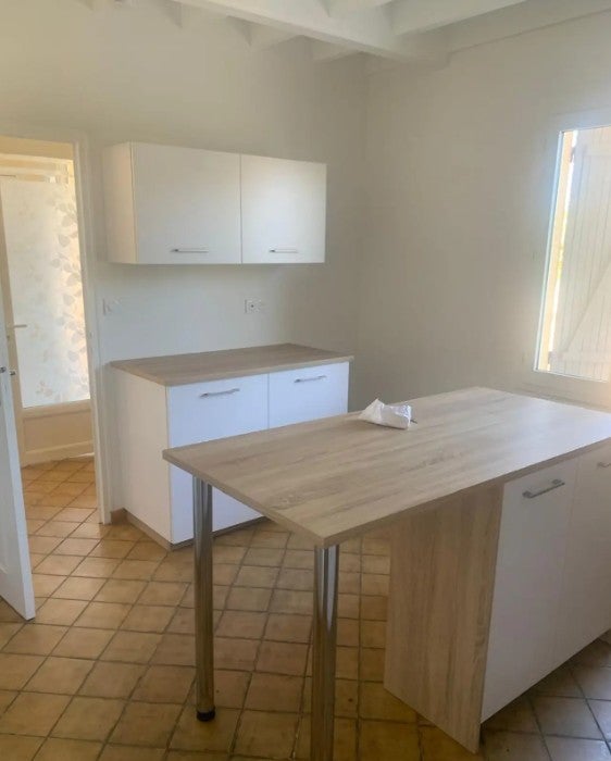 House Rue des Treilles in Libourne