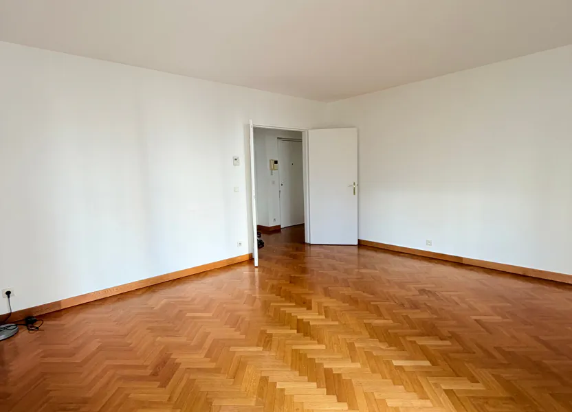 Appartement Allée de la Belle Feuille à Boulogne-Billancourt