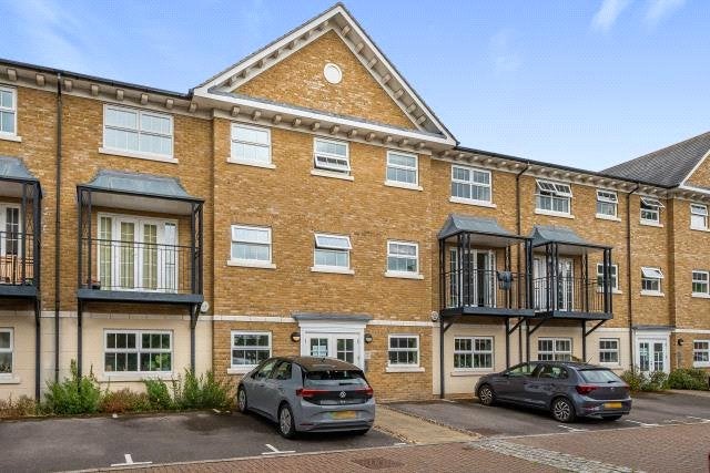 Flat Reliance Way in Oxford