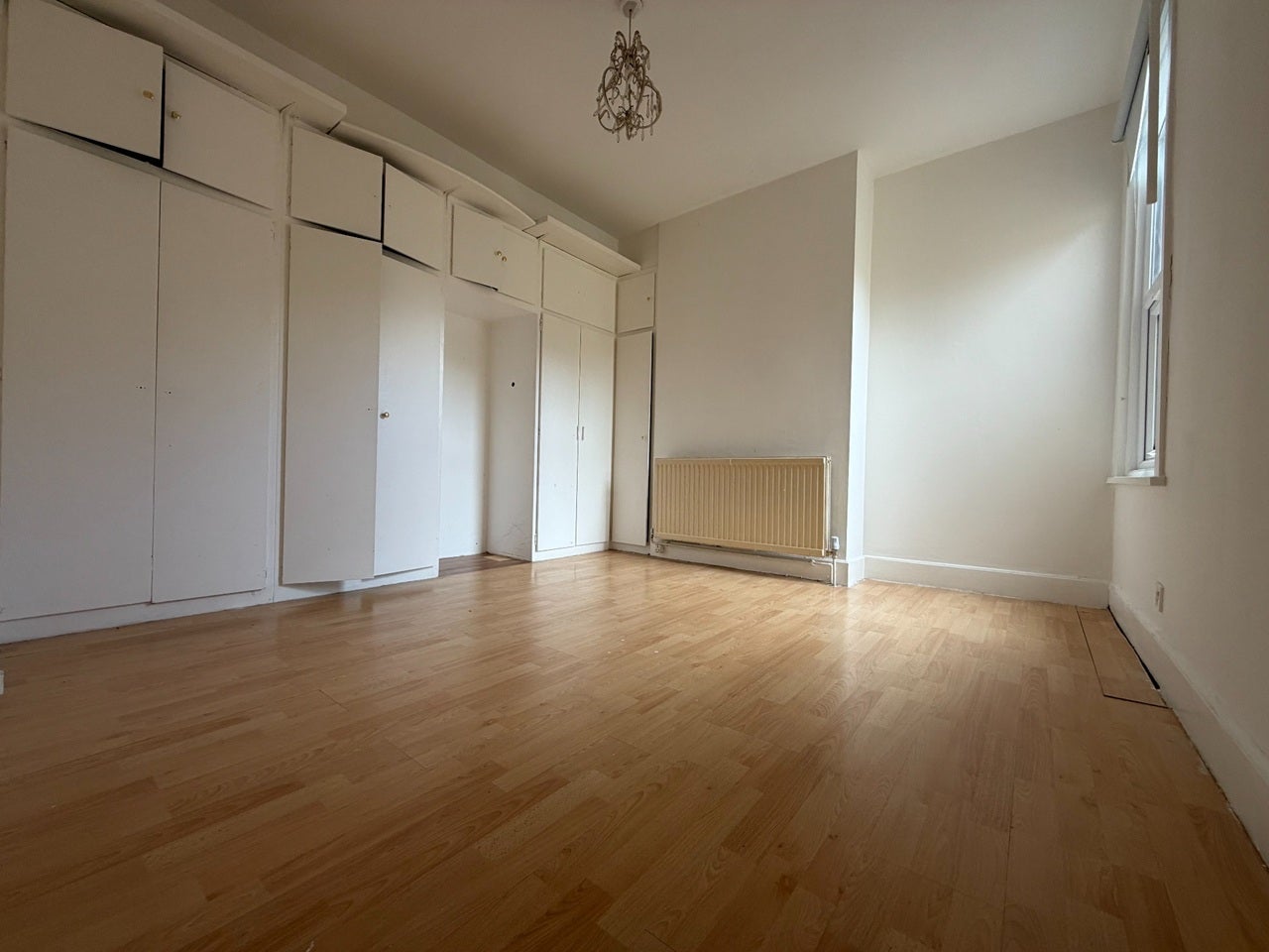 Flat Riverdale Road in Greater London