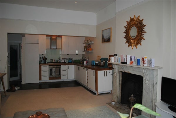 House Manor Mount in Greater London
