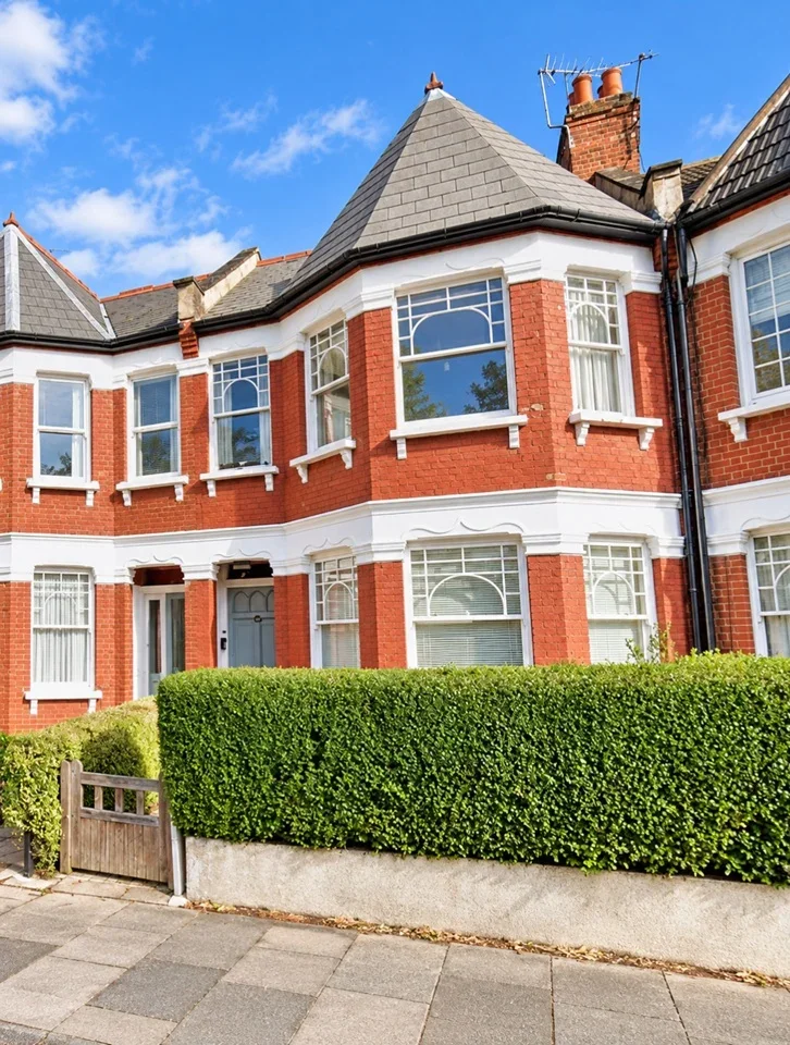 Flat Marlborough Road in Greater London