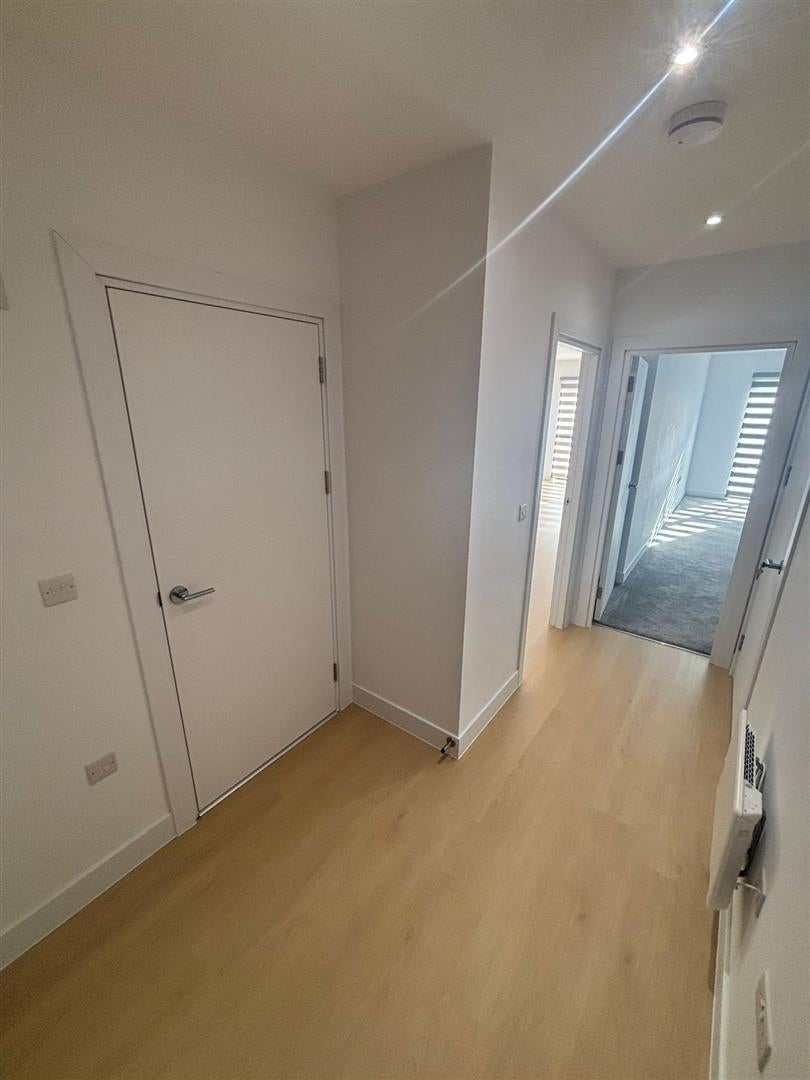 Flat Cherry Orchard East in Swindon