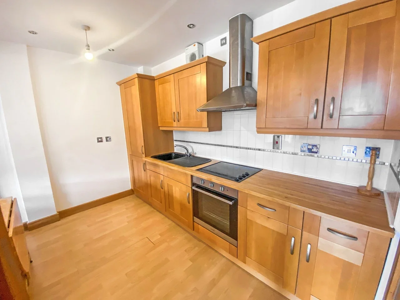 Flat Seymour Grove in Trafford