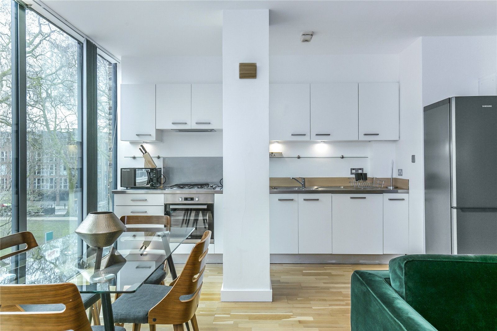 Flat Hoxton Square in Greater London