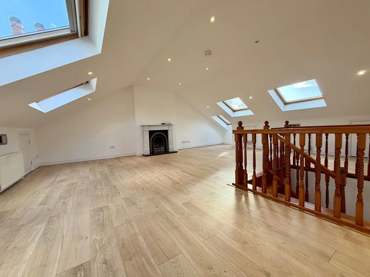 Flat Cleveland Gardens in City of Westminster