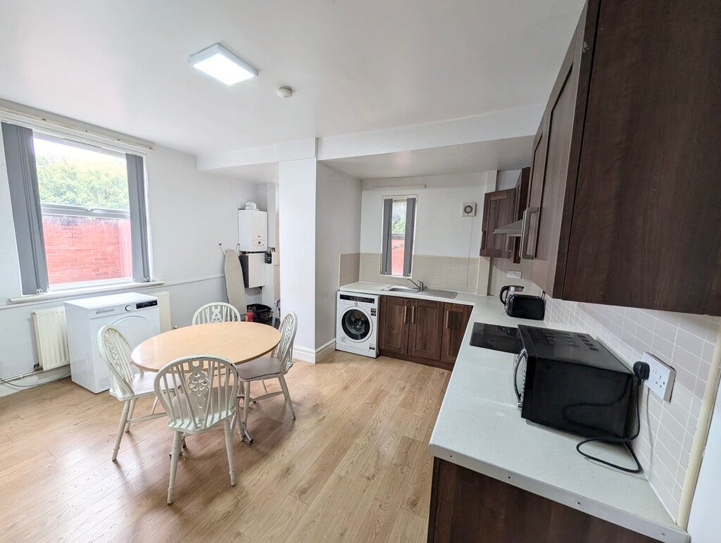 Flat Ossory Street in Manchester