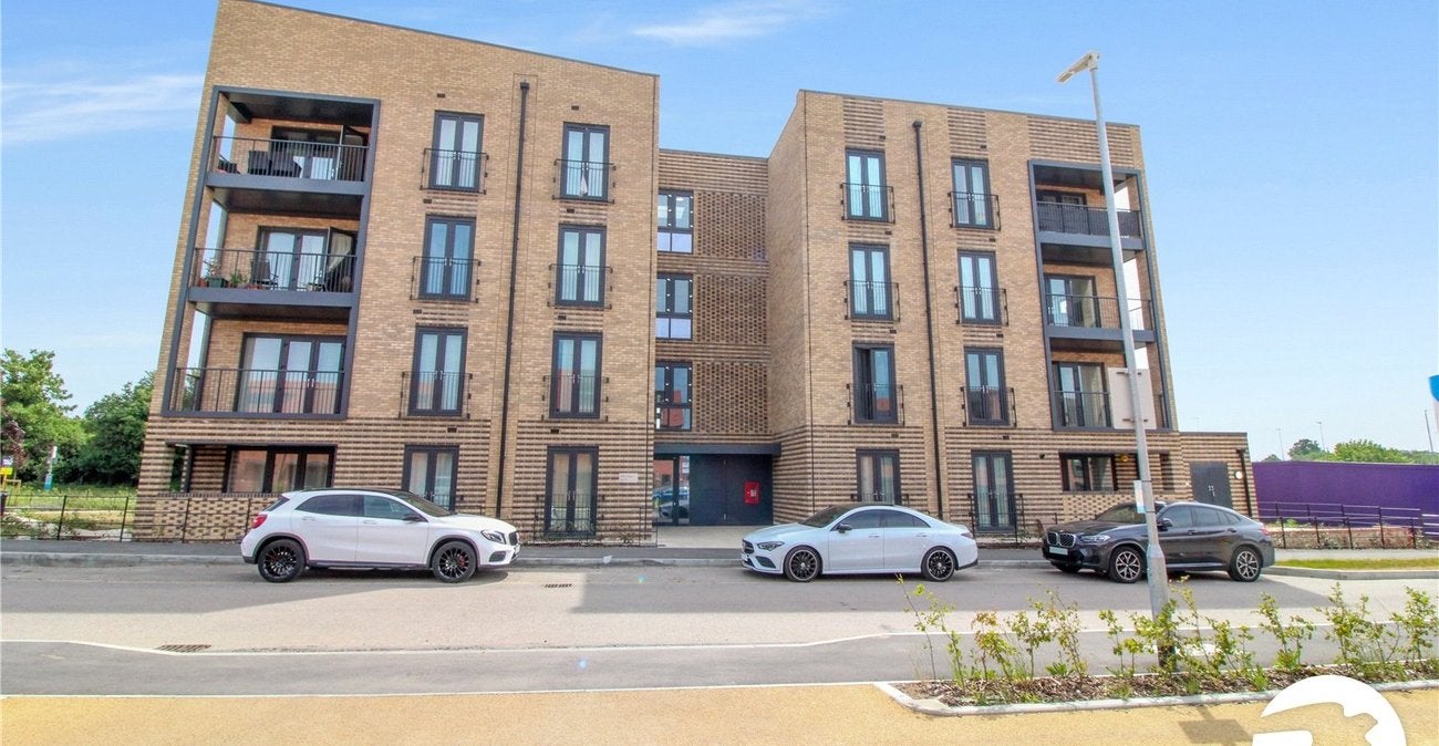 Flat Watling Street in Dartford