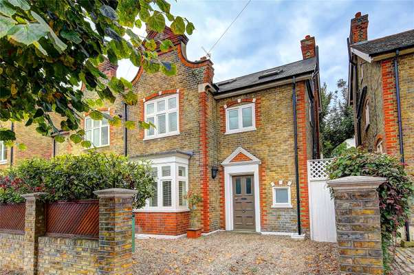 House Durham Road in Greater London