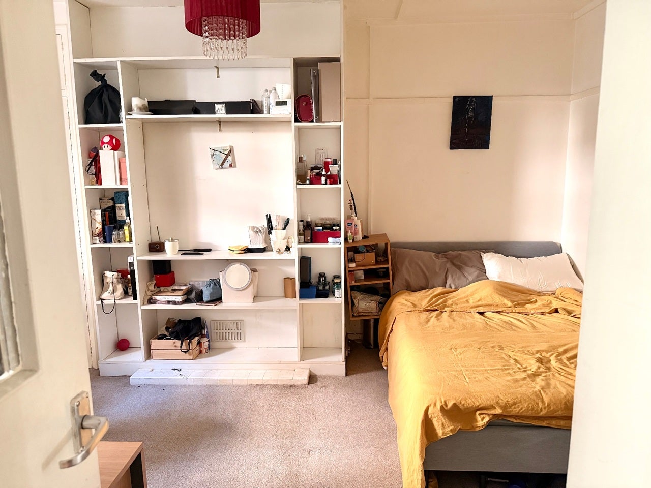 Flat Portpool Lane in Greater London