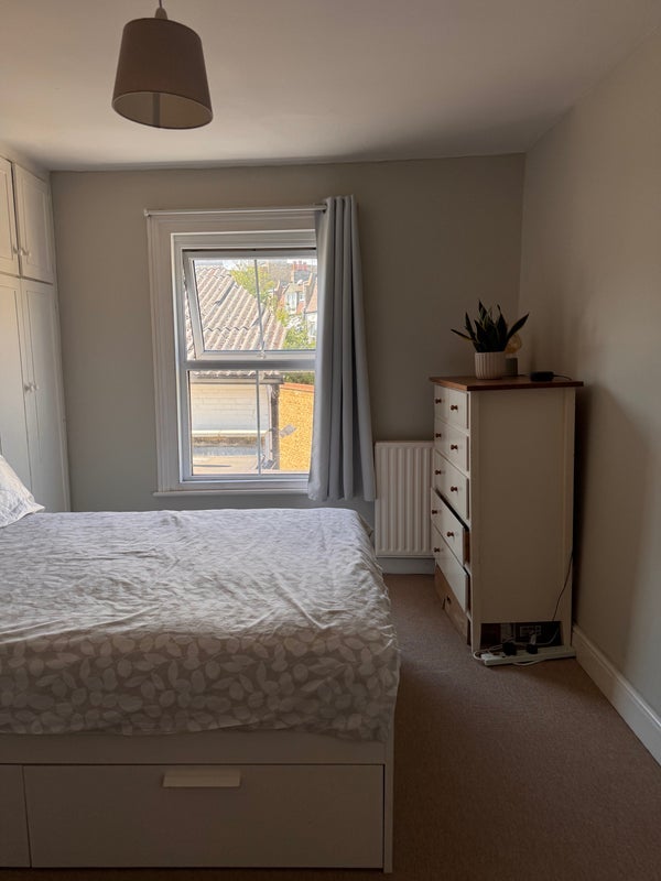 Room Bishop's Road in Greater London