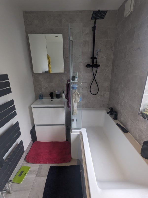 Room Bygrove Street in Greater London