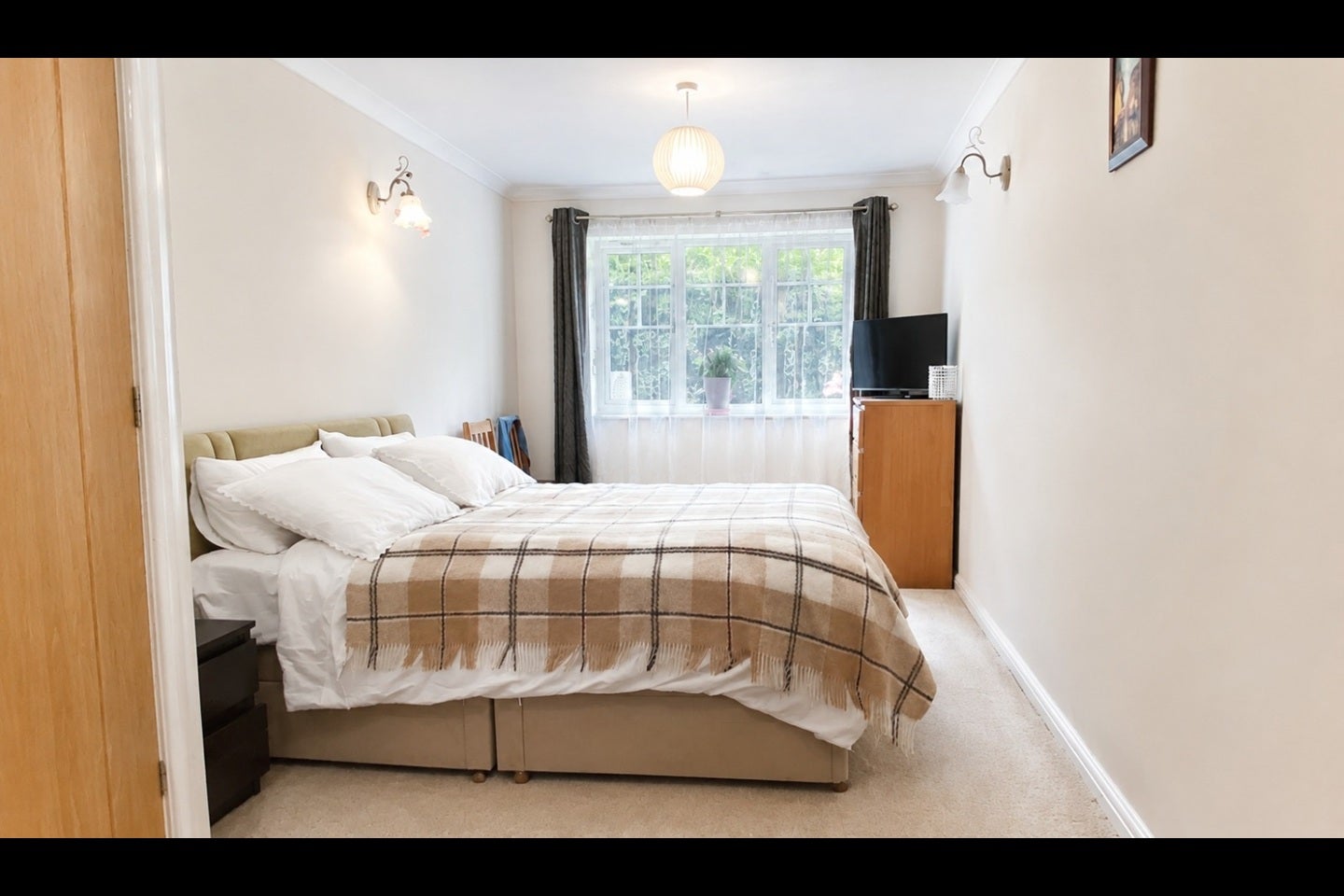 Room Pampisford Road in Greater London