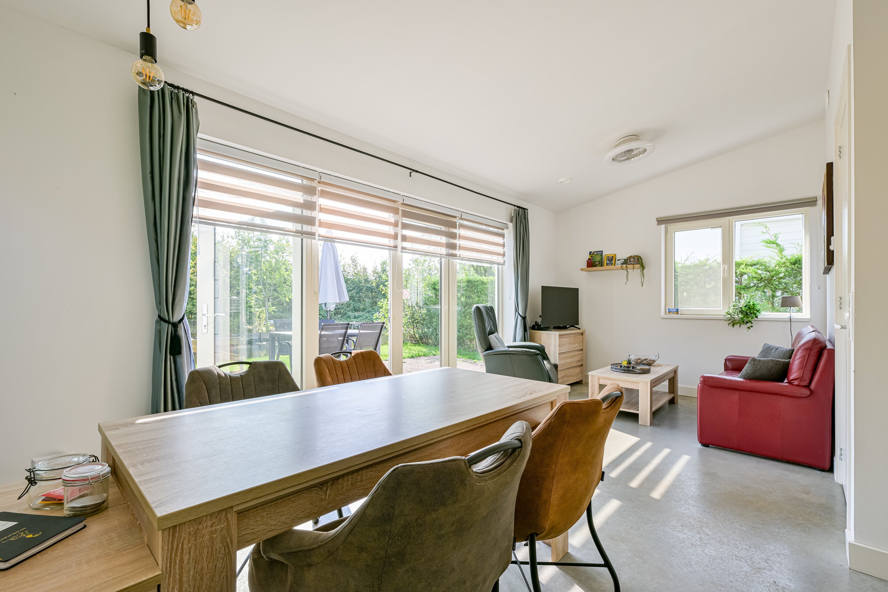 Vrijstaande woning te koop: Onderdijk 245-002, Wervershoof