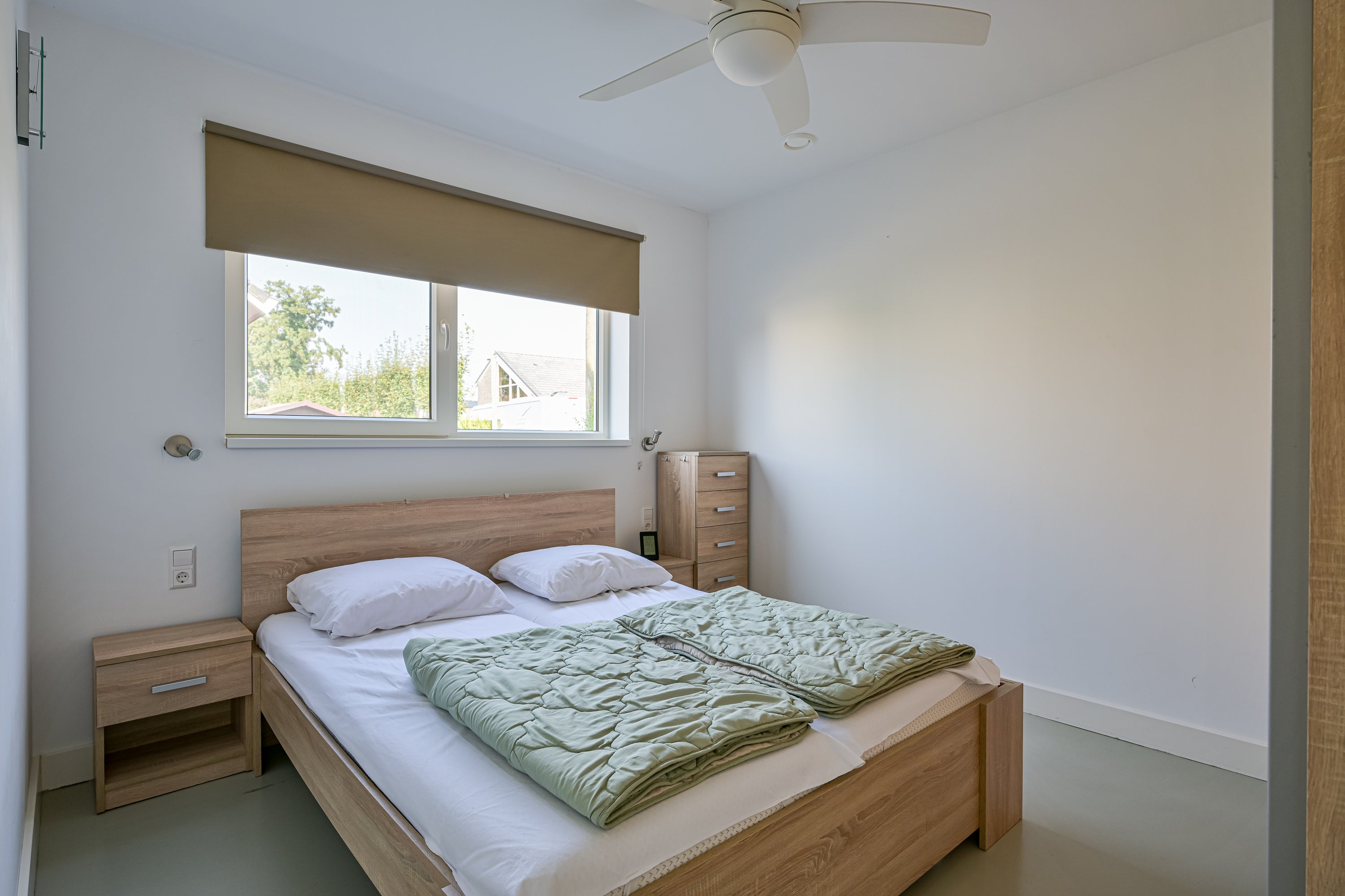 Vrijstaande woning te koop: Onderdijk 245-002, Wervershoof