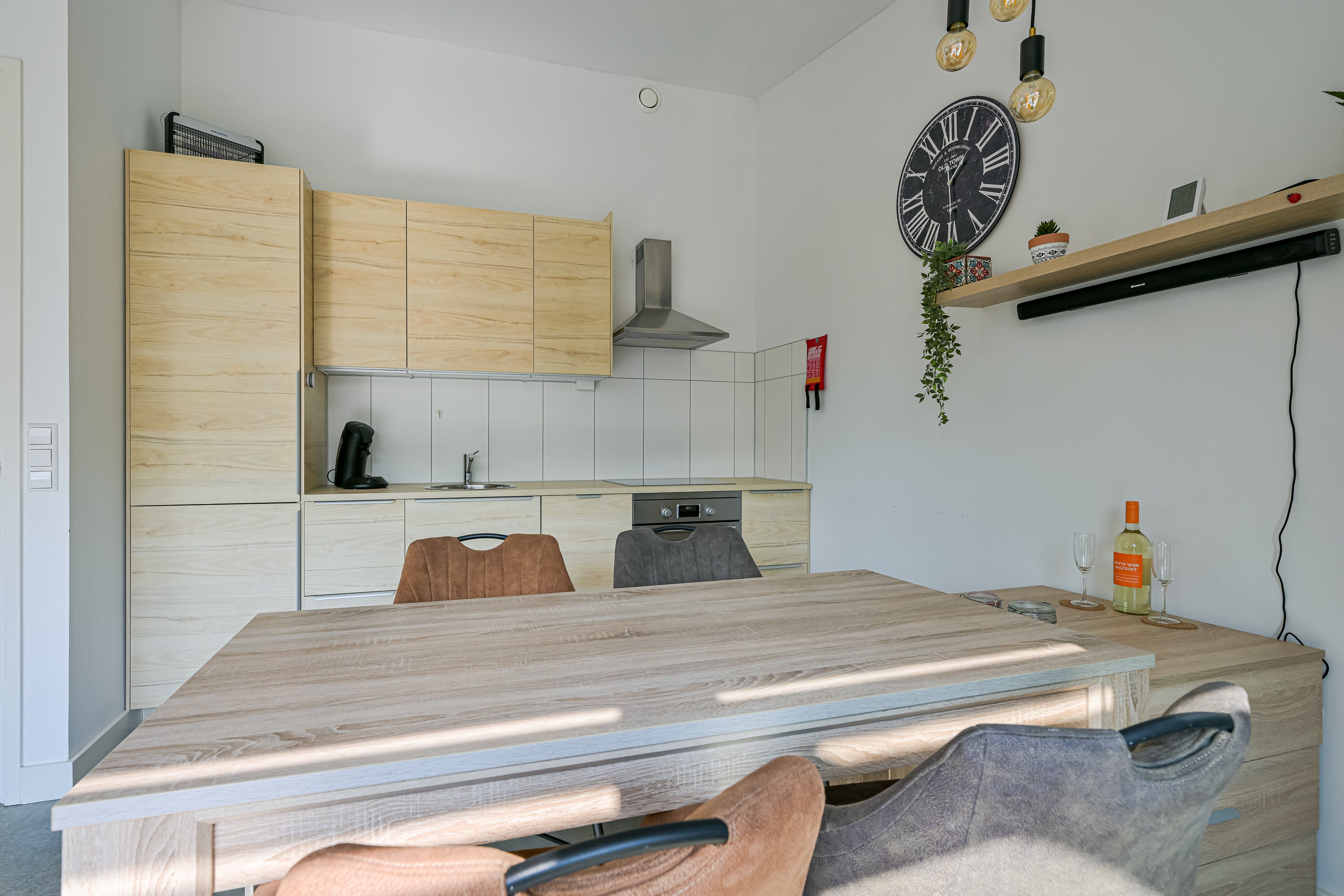 Vrijstaande woning te koop: Onderdijk 245-002, Wervershoof