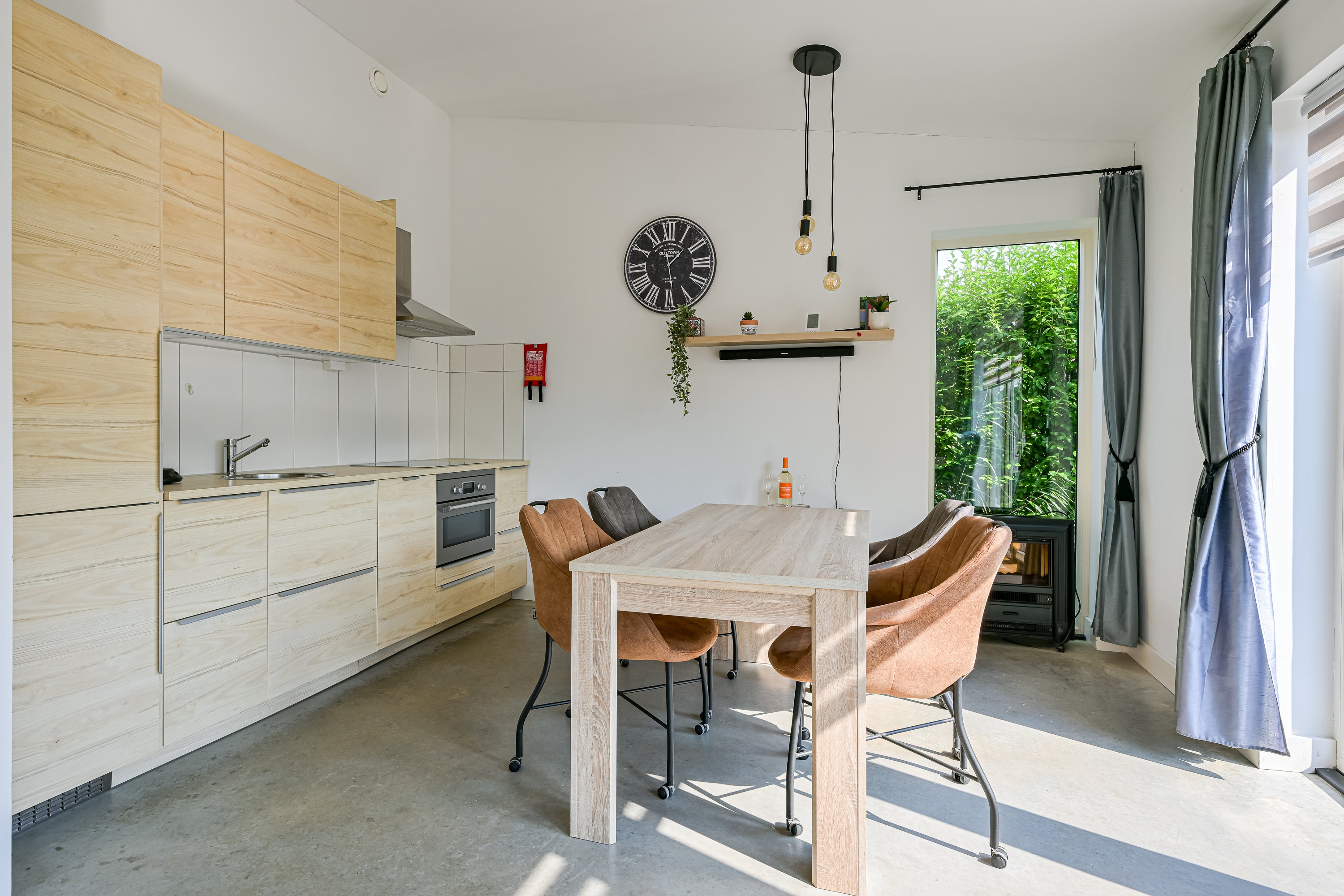 Vrijstaande woning te koop: Onderdijk 245-002, Wervershoof