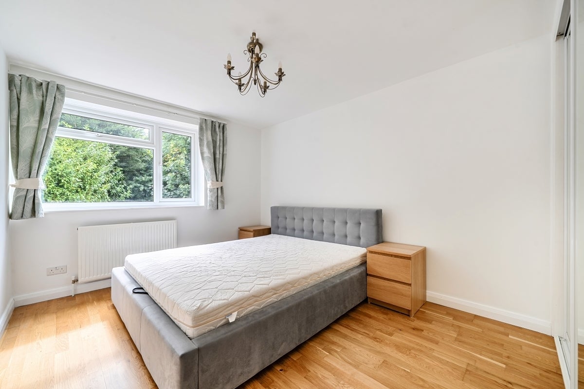 House Broad Oak Close in Tunbridge Wells
