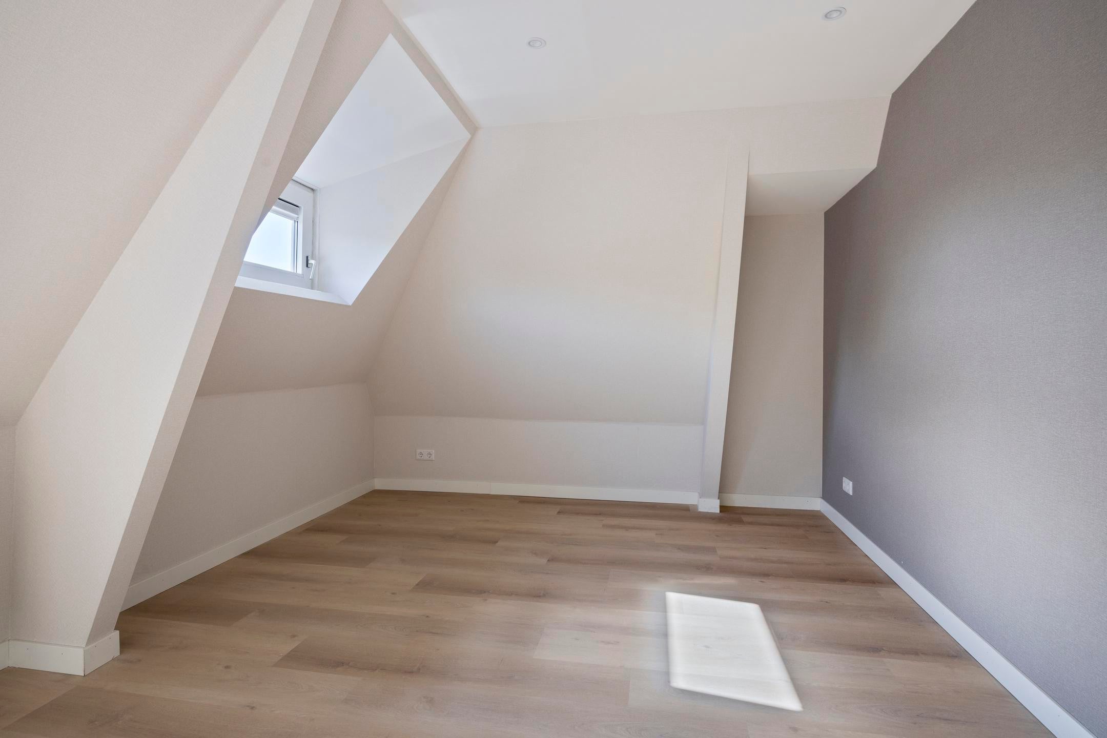 Kamer Bergweg in Rotterdam