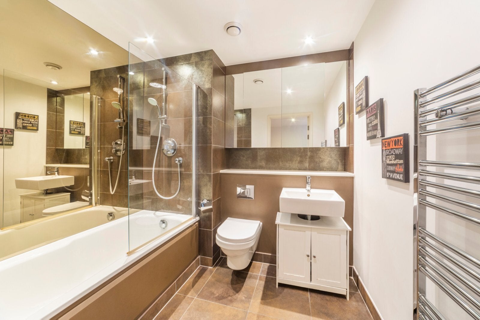 Flat Northey Street in Greater London