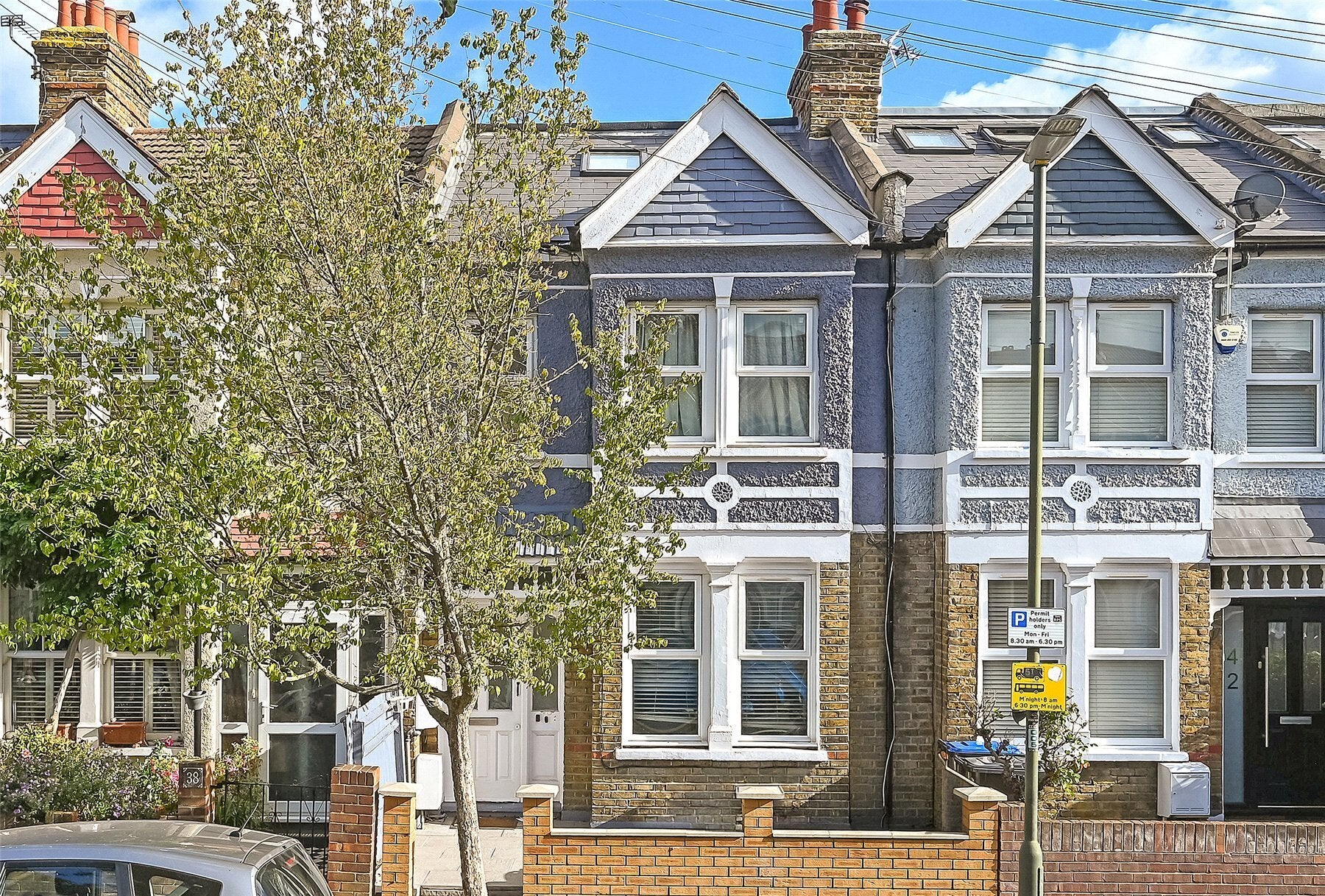 Flat Clifton Park Avenue in Greater London