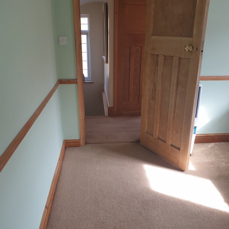 Room Hillview Road in Greater London