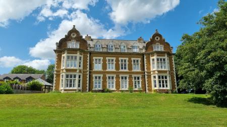 Flat Hall Drive in Melton