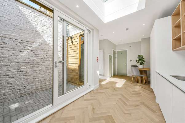 House Broadley Street in City of Westminster