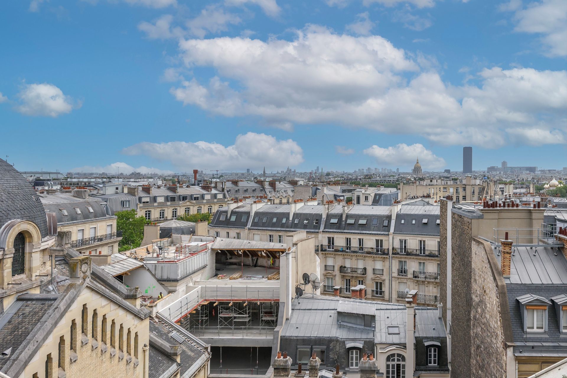 Flat Rue Pierre Lescot in Paris