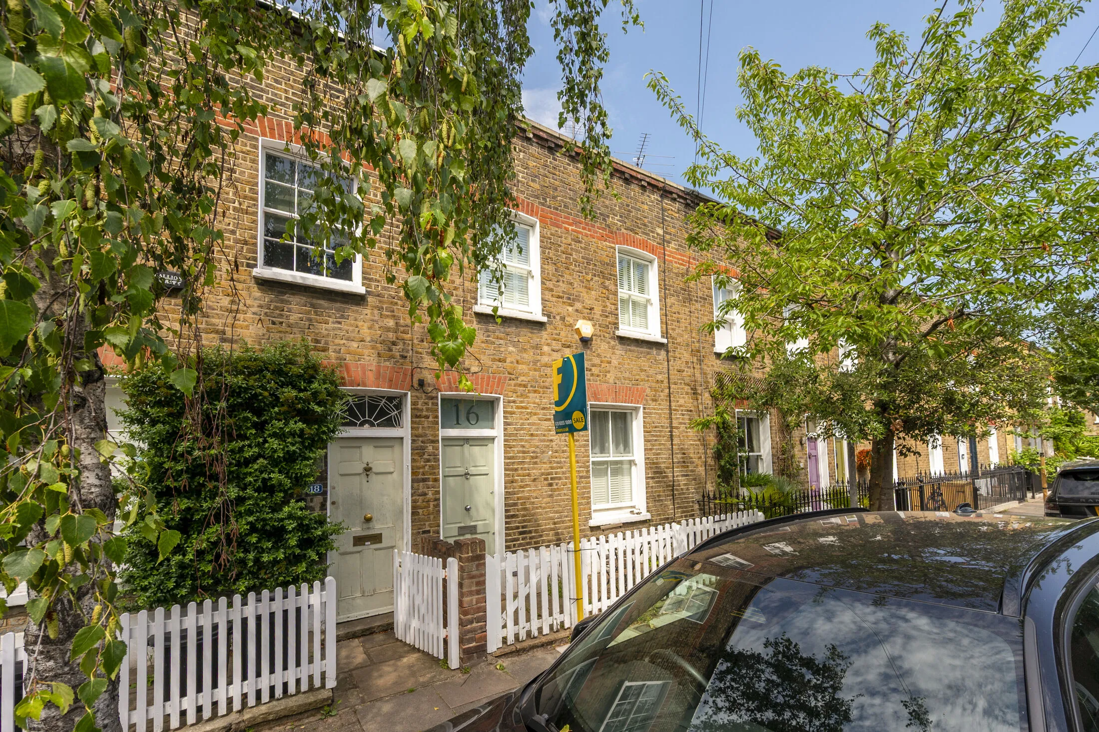 House Lifford Street in Greater London